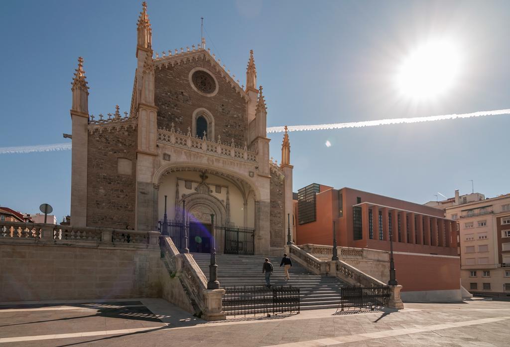 Los Jeronimos Мадрид Экстерьер фото